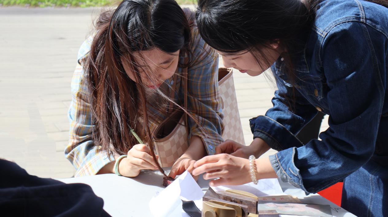 5b708882b26f1541bb36e800f4b6eea